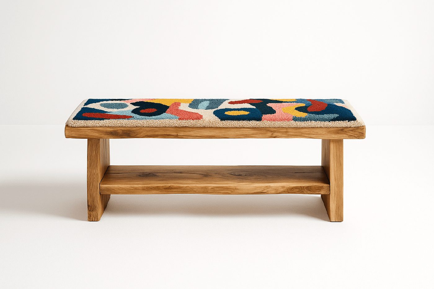 Banc à assise tissée aux motifs colorés avec étagère de rangement